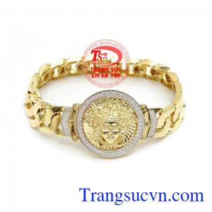 Lắc Tay vàng Mạnh Mẽ kiểu dáng độc đáo, mới lạ, mang lại sự mạnh mẽ, cá tính và một phong cách rất riêng cho phái mạnh