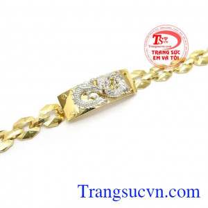 Lắc Tay Nam Rồng Cá Tính với đường nét chế tác tinh xảo, độc đáo, mang lại sự cá tính, mạnh mẽ và phong cách riêng của người đeo