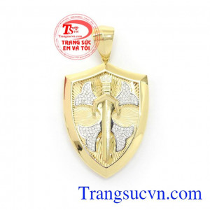 Mặt Dây Khiên Vàng Cá Tính kiểu dáng thời trang, tinh xảo, tôn lên sự cá tính, mạnh mẽ và phong cách cho phái mạnh