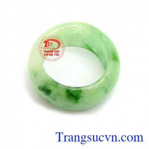 ản phẩm đẹp, ngọc càng đeo càng sáng, ngọc cẩm thạch mang lại may mắn, sức khỏe cho người đeo.