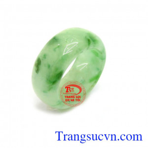 ản phẩm đẹp, ngọc càng đeo càng sáng, ngọc cẩm thạch mang lại may mắn, sức khỏe cho người đeo.