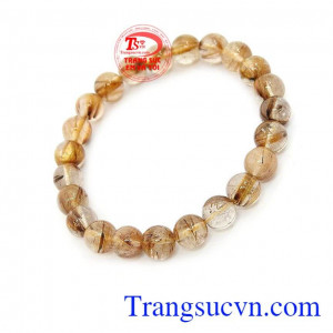 Chuỗi vòng Thạch anh tóc nâu vàng là sản phẩm thạch anh tóc thiên nhiên mang lại may mắn, sức khỏe cho người đeo