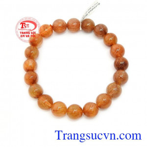 Sản phẩm mang ý nghĩa phong thủy tốt cho người mệnh thổ và mệnh kim, mang lại nhiều may mắn, sức khỏe cho người đeo