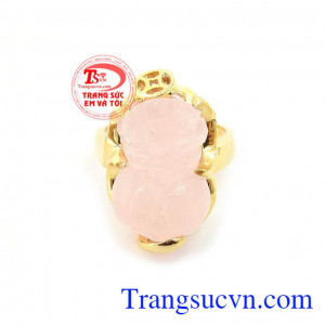 Tỳ hưu là biểu tượng mang lại tài lộc, thành công, may mắn và bình yên cho người đeo, được rất nhiều người lựa chọn như lá bùa hộ mệnh cho bản thân