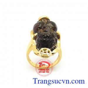 Nhẫn Nữ Tỳ Hưu Hạnh phúc