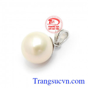 Mặt dây chuyền nữ tinh tế