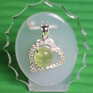 Mặt dây gắn đá