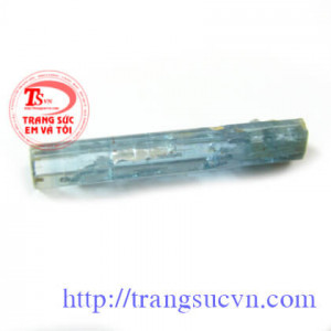 Aquamarine màu xanh tinh thể