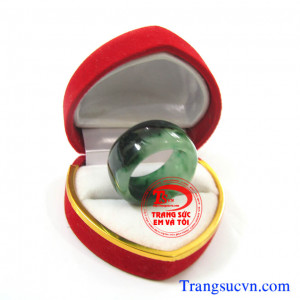 Nhẫn nam ngọc Jadeite