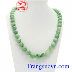 Chuỗi vòng cổ ngọc cẩm thạch sang trọng là sản phẩm ngọc cẩm thạch thiên nhiên
