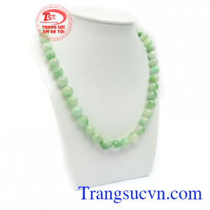 Chuỗi ngọc cẩm thạch thời trang là sản phẩm ngọc cẩm thạch thiên nhiên, sản phẩm đẹp có giấy kiểm định đá quý thiên nhiên