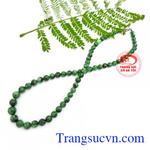 Chuỗi cổ ngọc cẩm thạch thịnh vượng là món quà ý nghĩa dành tặng các bà, các mẹ nhân dịp các ngày lễ