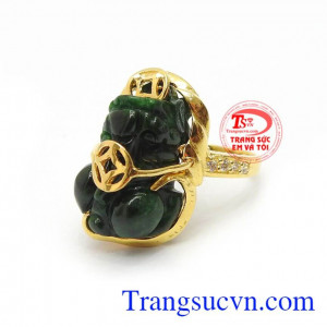 Nhẫn vàng 14k gắn Tỳ hưu chạm khắc tinh xảo