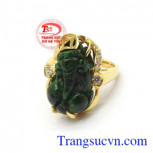 Nhẫn Tỳ Hưu Ngậm Tiền Bình Yên đeo sang trọng, hợp phong thủy, Tỳ hưu là biểu tượng mang lại tài lộc, may mắn, giải trừ tà khí, mang lại bình yên, hạnh phúc