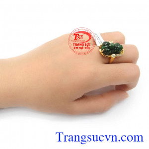 Nhẫn Nữ Tỳ Hưu Hưng Thịnh vàng 14k gắn tỳ hưu ngọc
