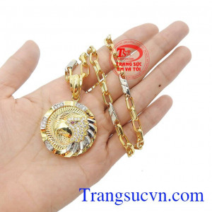 Bộ trang sức được bảo hành 6 tháng, giao hàng toàn quốc. 