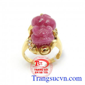 Nhẫn Tỳ Hưu Ruby May Mắn vàng 14k bền đẹp, chất lượng