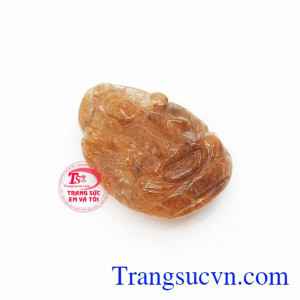 Mặt phật có thể kết hợp cùng vàng hoặc bạc để tạo thành mặt dây theo phong cách riêng của bạn