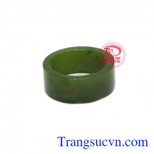 Nhẫn cẩm thạch đẹp, sang trọng, hợp phong thủy