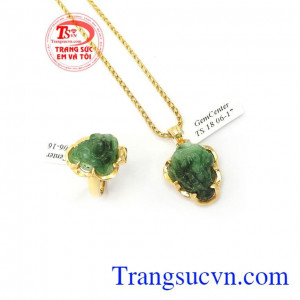 Bộ Trang Sức Thiềm Thừ Bình An mang lại nét quý phái, trẻ trung và phong cách cho phái đẹp