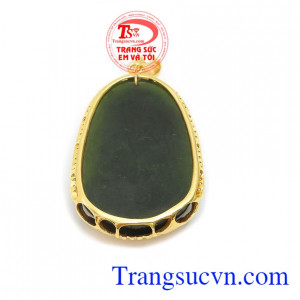 Phật bản mệnh tuổi ngọ ngọc nephrite