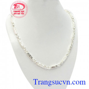 Dây Chuyền Bạc Nam Độc Đáo chế tác tinh xảo, đeo hợp phong cách mạnh mẽ, cá tính và đẳng cấp