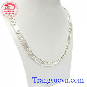 Dây Chuyền Bạc Đẹp Đẳng Cấp chế tác công nghệ cao, đường nét tinh xảo, sắc nét, mang lại sự sang trọng, mạnh mẽ và đẳng cấp cho phái mạnh