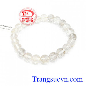 Chuỗi vòng thạch anh tóc đẹp là sản phẩm thạch anh tóc thiên nhiên, tinh thể thạch anh tóc nâu vàng đẹp, mang lại nhiều may mắn cho mệnh kim và mệnh thổ
