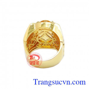 Thiết kế bên trong cũng được chú trọng tới