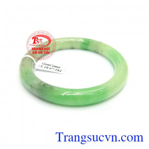 Vòng ngọc nữ xinh vân đẹp màu sắc đẹp, chất lượng cao