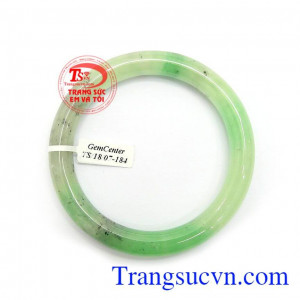 Vòng ngọc nữ xinh vân đẹp