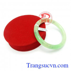 Vòng ngọc thiên nhiên cao cấp