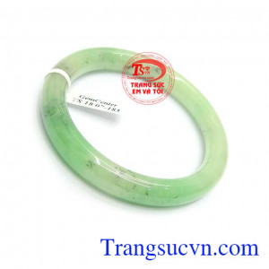 Vòng tự nhiên chất lượng đảm bảo, màu sắc tươi sáng