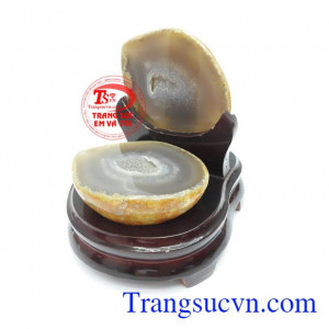 Tụ bát bảo còn đem lại may mắn, tài lộc và bình an cho chủ nhân