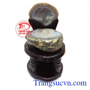 Tụ Bát Bảo Phong Thủy Cát Lộc có tác dụng tích tụ năng lượng vào bên trong, chiêu tài tác lộc, giải trừ hung khí, gia tăng cát khí, mang lại tài lộc và bình an cho gia chủ