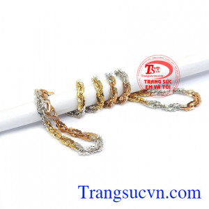 Trang sức đem lại sự sang trọng và quý phái cho phái đẹp