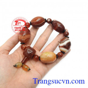 Mã não thiên nhiên hợp phong thủy