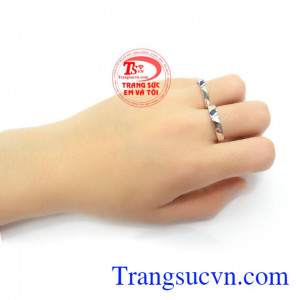 Nhẫn đôi bạc đẹp, chất lượng đảm bảo