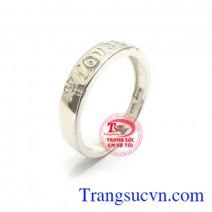 Nhẫn Bạc Nữ Love Cá Tính phù hợp phong cách phái đẹp, mang lại sự riêng biệt, độc đáo