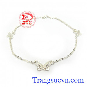 Lắc Chân Bạc Xinh Xắn thiết kế độc đáo, mới lạ, phù hợp phong cách thời trang thanh lịch, nhẹ nhàng và tinh tế phái đẹp