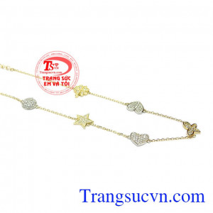 Lắc Chân Vàng Tây Quý Phái thiết kế tinh xảo, mẫu mã độc đáo, tôn lên sự cá tính, dịu dàng và sang trọng cho phái đẹp, phù hợp làm quà tặng cho người bạn yêu thương những dịp ý nghĩa