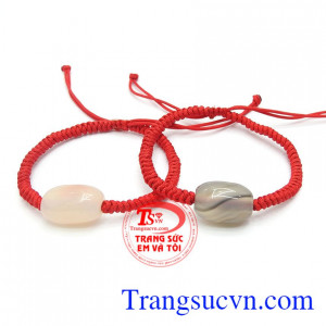 u thống là biểu trưng cho sự giàu có, vương giả, nên hình tượng chiếc lu mang ý nghĩa đem lại tiền tài và vật chất