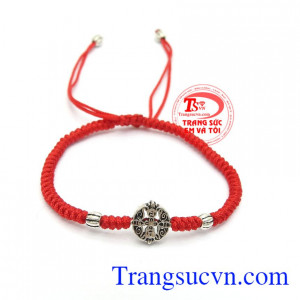 Dây tết charm bạc thái là sản phẩm dây tết handmade xinh xắn, xu hướng mới được các bạn trẻ ưa thích