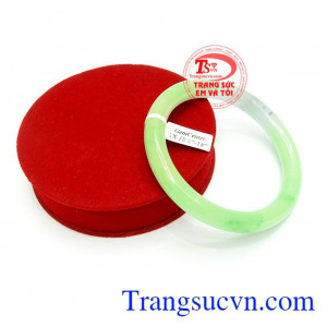 Vòng Phỉ Thúy Thiên Nhiên Như Ý màu sắc đẹp, chất lượng cao, đeo hợp thời trang và phong thủy