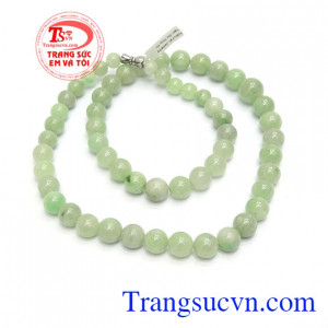 Chuỗi hạt vòng ngọc mang lại nhiều may mắn, sức khỏe cho người đeo