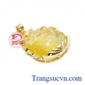 Vàng 14k được bọc xung quanh đảm bảo tính bền đẹp