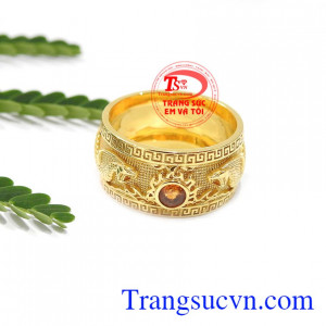 Nhẫn rồng vàng saphir vàng