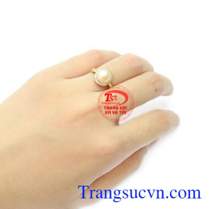 Trang sức ngọc trai mang đến vẻ đẹp trong sáng, thuần khiết