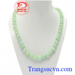 Bộ chuỗi ngọc cẩm thiên nhiên là sản phẩm bộ trang sức đẹp, sang trọng