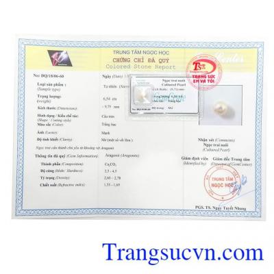 Giấy kiểm định Viên Ngọc Trai Ép Vỉ Độc Đáo màu sắc đẹp, chất lượng cao, Viên Ngọc Trai Ép Vỉ Độc Đáo phù hợp làm đồ trang sức như mặt dây chuyền, mặt nhẫn, mang lại sự thanh lịch, quý phái và thời trang cho người đeo, vì vậy rất được phái đẹp ưa chuộng,